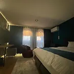 Premium Hotel, Mediterranean Food & Mezze Bar Momchilgrad