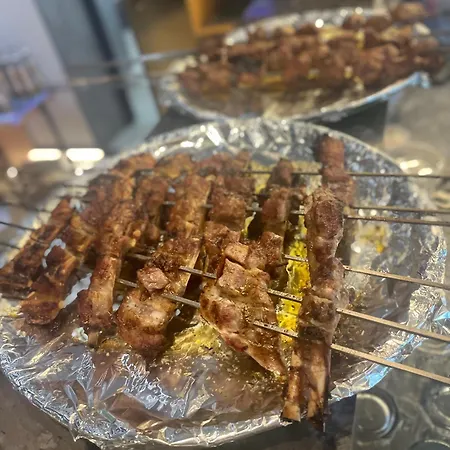Hotel Premium Hotel, Mediterranean Food & Mezze Bar Momchilgrad
