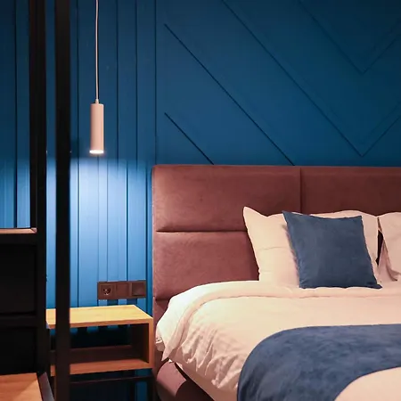 Hotel Premium Hotel, Mediterranean Food & Mezze Bar