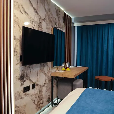 Premium Hotel, Mediterranean Food & Mezze Bar Momchilgrad
