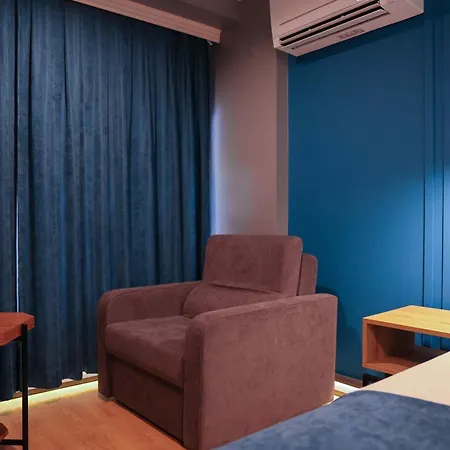 Hotel Premium Hotel, Mediterranean Food & Mezze Bar