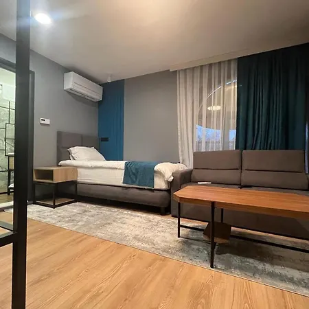 Premium Hotel, Mediterranean Food & Mezze Bar Hotel