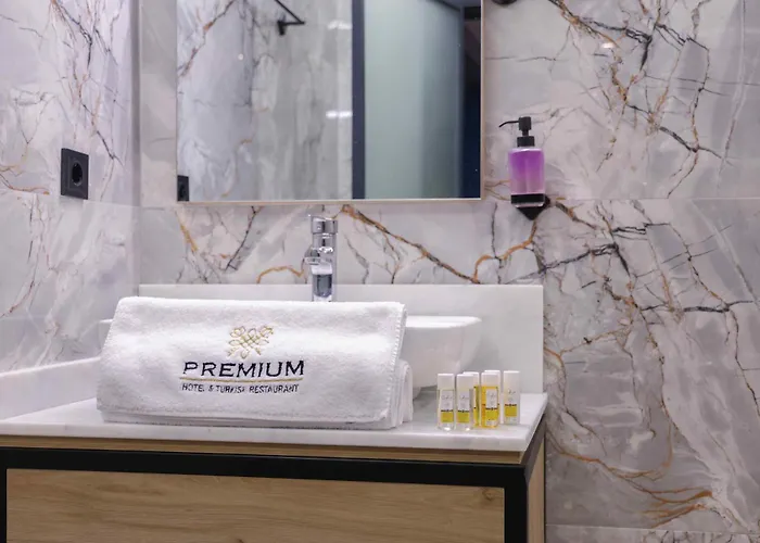 Hotel Premium Hotel, Mediterranean Food & Mezze Bar