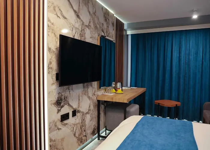 Premium Hotel, Mediterranean Food & Mezze Bar Momchilgrad