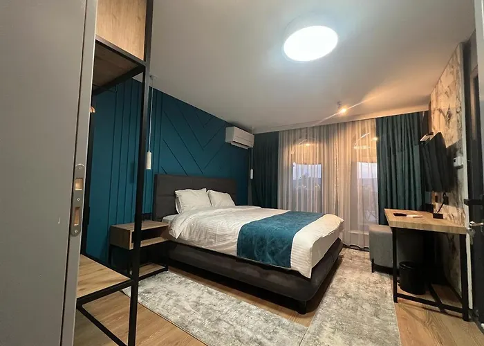 Premium Hotel, Mediterranean Food & Mezze Bar Momchilgrad