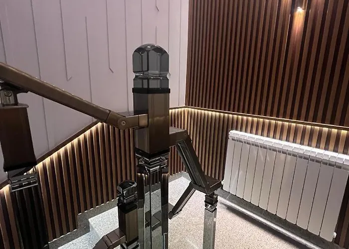 Premium Hotel, Mediterranean Food & Mezze Bar